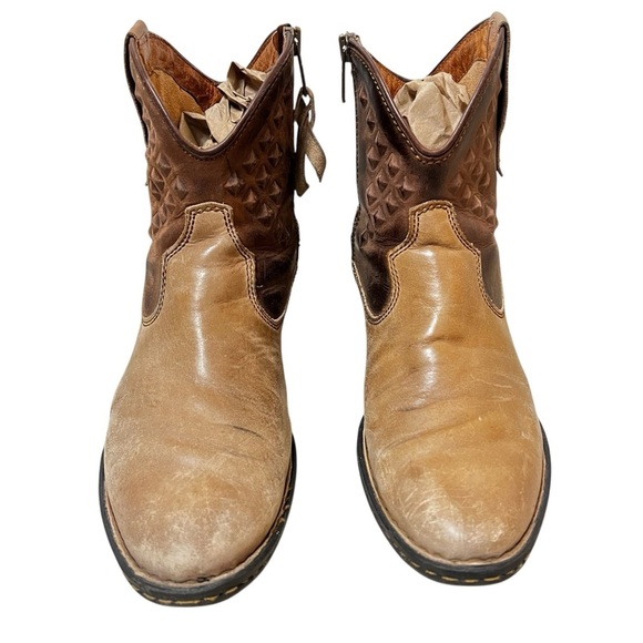 Born Brown Tan 7 Leather Distressed Western Cowboy Boho Comfort Ankle Boots - Picture 3 of 12